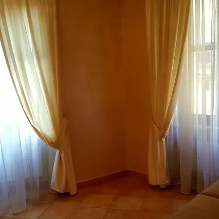 Ivana Sweet House דסנזאנו דל גארדה