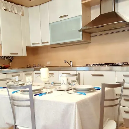 Ivana Sweet House * דסנזאנו דל גארדה